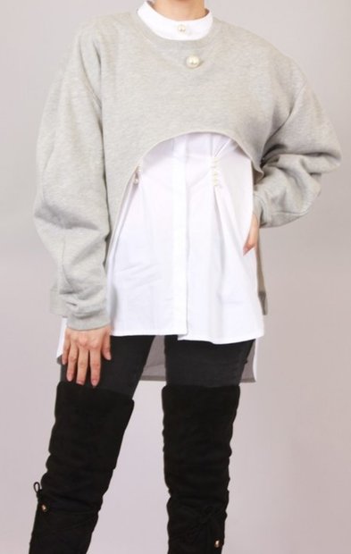 ASYMMETRICAL SWEATSHIRT